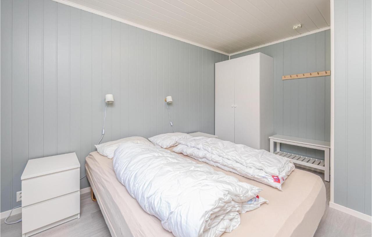 Cozy Home In Fjaerland With House A Mountain View Esterno foto