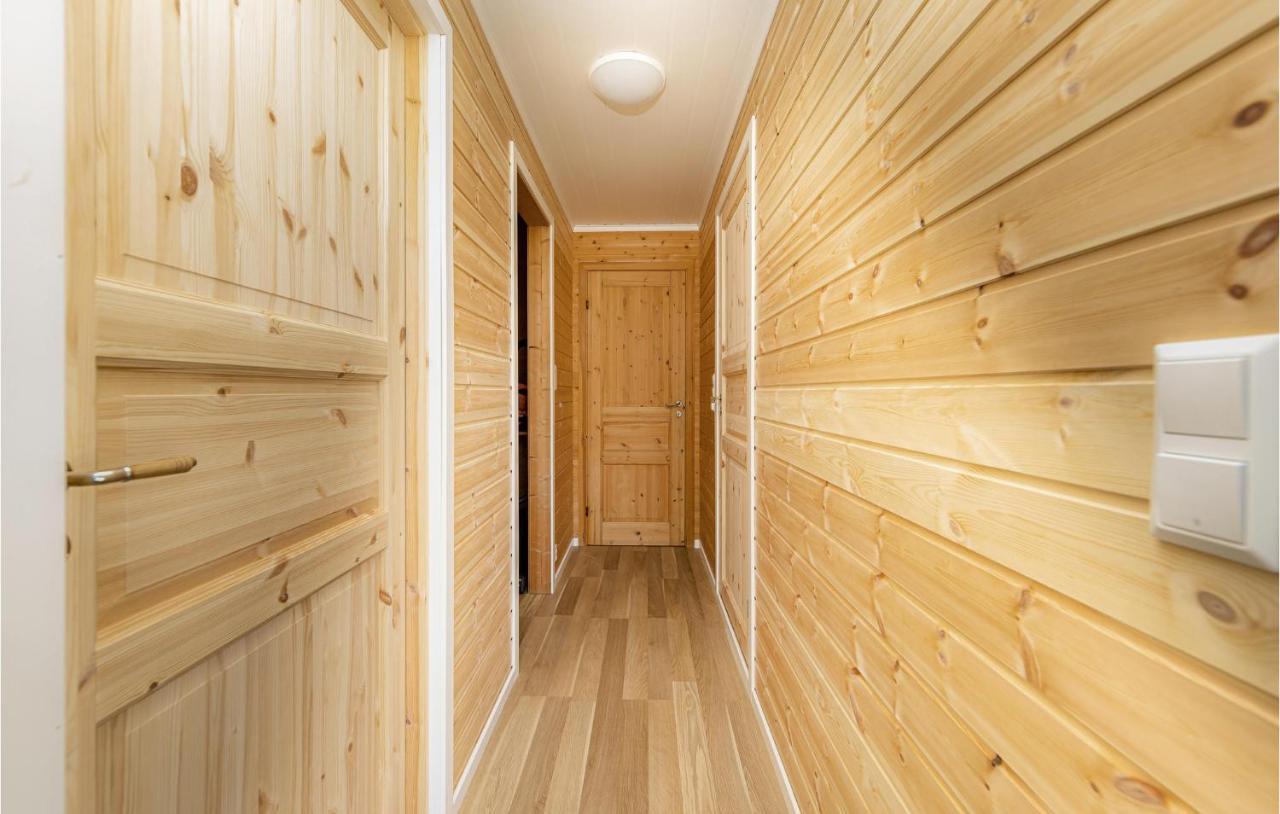 Cozy Home In Fjaerland With House A Mountain View Esterno foto