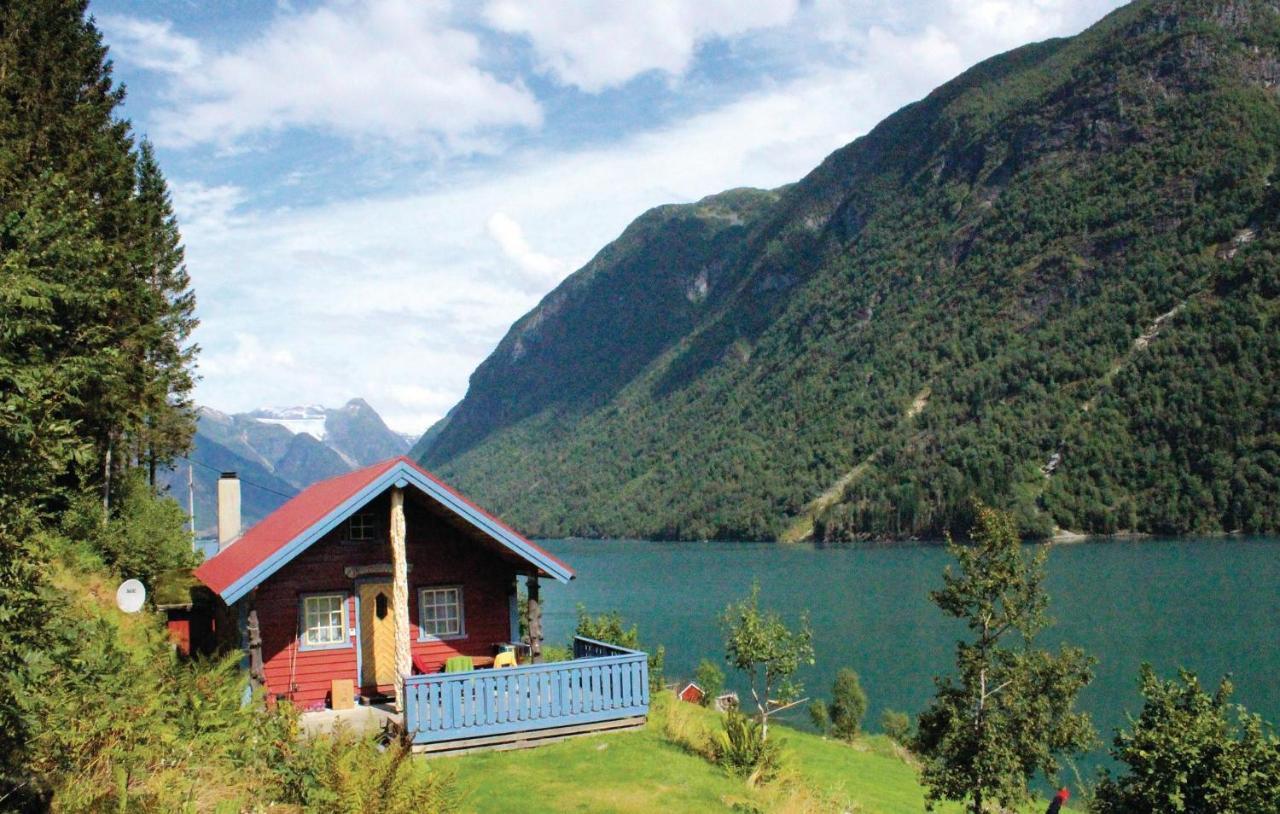 Cozy Home In Fjaerland With House A Mountain View Esterno foto